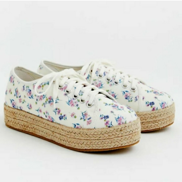 torrid Shoes - NWT Ivory Floral Canvas Espadrille Sneaker